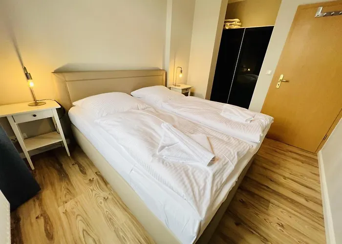 Haus Juliane, Neptun *